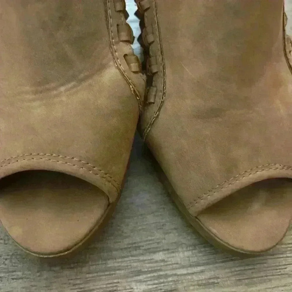 Rampage Faux Leather Brown Vida Block Heel Peep Toe Ankle Boots Sz 7.5 Western - Picture 3 of 9